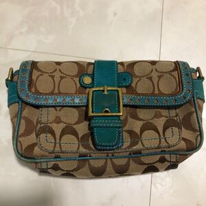 coach ポーチ　ポシェット　ショルダーバッグ　バッグ　ブルー　シグネチャー　 ミニバッグ