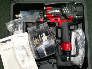 中古美品 makita マキタ 高圧90mm 高圧 エア釘打 (エアダスター付) AN936H 赤