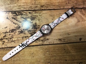 AK71 良品程度 レア ヴィンテージ swatch スウォッチ SWISS LM131 JAPANESE ART AG2006 クオーツ レディース 腕時計