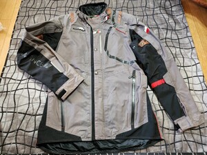 【L】クシタニ　アロフトジャケット　Lサイズ　グレー　左右非対称　K-26788 ALOFT JACKET　ゴアテックス