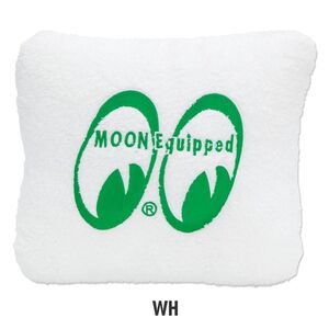 送料930円　MOON Equipped アイシェイプ フリース ピロー [MQG198]　クッション　WH