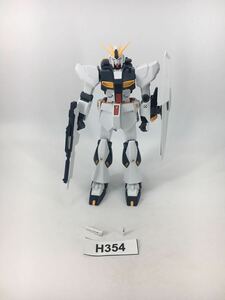 【即決】EG 1/144 νガンダム ガンプラ 完成品 ジャンク 同梱可 H354