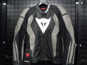 ☆未使用品☆DAINESE ダイネーゼ NEXUS レザージャケット サイズ48(Mサイズ相当)1533816☆