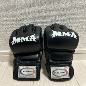 美品 MMA オープンフィンガー グローブ 総合格闘技 メンズ 黒色 ブラック 合皮 フェイクレザー マジックテープ