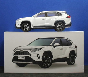 1/32 トヨタ RAV4（ホワイト）サウンド＆ライト点灯 ミニカー