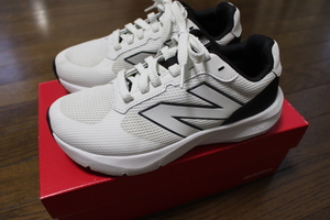 new balance ニューバランス スニーカー DynaSoft UA800CA1 23.5cm WHITE/BLACK 美品 男女 used