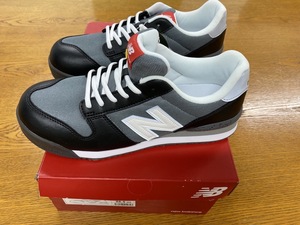 未使用 ニューバランス 安全靴 26.5cm PL-281 ブラック　グレー ホワイト new balance 普通作業用 靴 プロスニーカー 