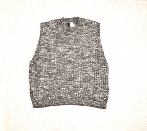 ★DIVIDED★H&M【ニット♪タンクトップ】(S)ノースリーブ♪おしゃれ