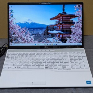 ノートパソコン 富士通LIFEBOOK AH42/F3 Celeron 6305 Windows11 メモリ4GB/SSD256GB/15.6インチ フルHD液晶 　ホワイト　中古動作品