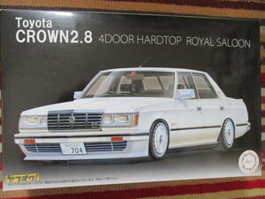 フジミ 1/24 CROWN クラウン 2.8 4ドアハードトップ ロイヤルサルーン Royal Saioon TOYOTA