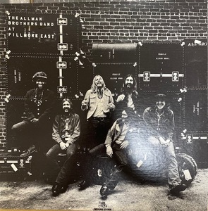 US盤　THE ALL MAN BROTHERS BAND【AT FILLMORE EAST】オールマンブラザーズバンド　見開きジャケ2枚組　２CX-0132