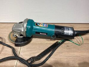 makita マキタ ディスクグラインダ 9533B 電動工具 動作確認済み