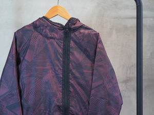 NIKE AS QS NIKE WOVEN CAPE ”SHANGHAI” Sサイズ ウィンドシェル ブレーカー ナイキ シティパック ナイロンジャケット