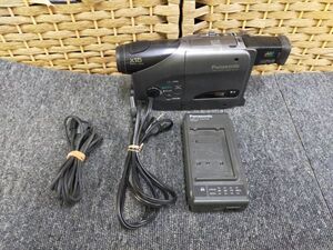 E04-20250114-005 通電可能 Panasonic NV-S10 Video Movie Camera パナソニック VHS C x15 ズーム ビデオ ムービー カメラ & VW-AS3