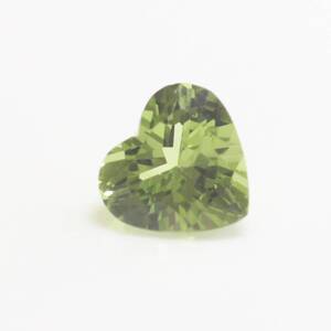 キレイな若草色のペリドット 約7mmハート1.28ct