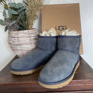 美品！ハワイ購入！UGG【CLASSIC MINI Ⅱ NAVY】＊クラッシックミニⅡ/ムートンブーツ＊/size7/ショートブーツ/ブーツ