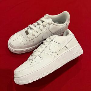  定価11,550円　NIKE　ナイキ　AIR FORCE 1 LE GS　エアフォース1　3.5Y　22.5㎝　新品　スニーカー　DH2920