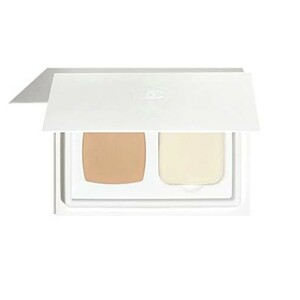 【CU】CHANEL シャネル 　ル ブラン コンパクト ラディアンス　ファンデーション　20ベージュ　SPF25/PA+++　サンプル試供品　化粧品