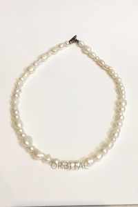 二子玉)YLEVE イレーヴ 未使用 ランダムパールネックレス RANDOM PEARL NECKLACE 40cm 定価27,500円 淡水パールアクセサリー