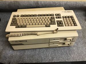 NEC　PC-9801VX パーソナルコンピューター PC　　キーボード付き　通電確認済み　欠品あり