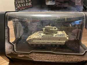 戦車　UNIMAX 1/72 U.S.M3A2 Bradley Baghdad 2003