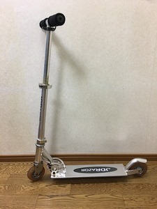 s412kd JD Razor ジェイディレーザー 折り畳み式 ローラーボード キックボード