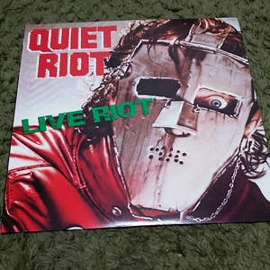 送料込み！LP　QUIET RIOT LIVE RIOT クワイエット・ライオット