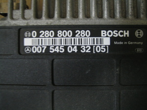 ☆1993年式ベンツ190E　2.6　　E-201029　エンジンコンピューター　ECU☆