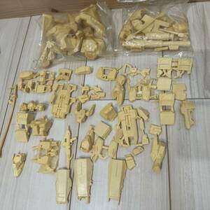 ☆ジャンク品 ガレージキットまとめて☆ガンダム？☆取扱説明書なし キャラクター不明☆