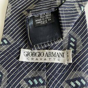 GIORGIO ARMANI(ジョルジオアルマーニ) ダークネイビーストライプ丸ネクタイ