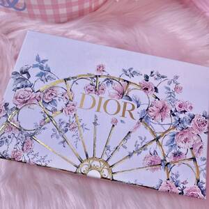 ディオール　限定　ギフトボックス　箱　母の日　ピンク　ローズ　非売品　dior ノベルティ　クリスチャンディオール ボックス ラッピング