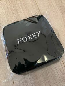 ★FOXEY フォクシー♪オリジナル ベロアポーチ・新品未使用・ブラック・ベロア★