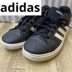 Y241020-71 adidas スニーカー　23.5cm