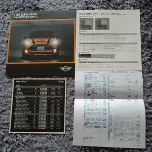 3代目 BMW ミニ F54 F55 F56 F57 F60 2014年3月発行 61ページ 本カタログ+価格表+訂正資料+見積書 未読品 ジョンクーパワークス