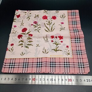 BURBERRY バーバリー ハンカチ ピンク　レッド花柄　ふちピンクチェック　no.3003