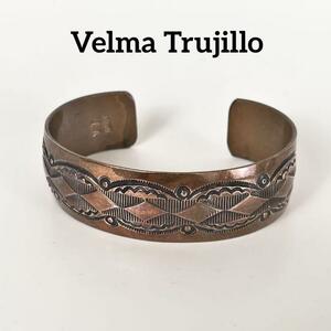 NAVAJO Velma Trujillo COPPERバングル VINTAGE　ナバホ