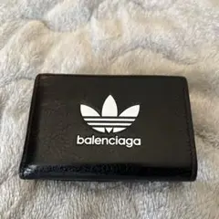 balenciaga/adidas 三つ折り財布　元箱付