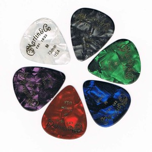 Martin MULTI-COLOR PEARLOID PICK ティアドロップピック （6枚パック）18A0096 【マーティン】