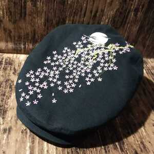 ● 百花繚乱「ハンチング」帽子 キャップ ベレー帽 月 桜 刺繍