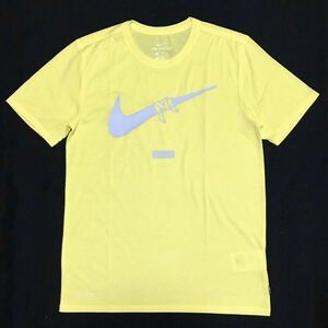 【美品】NIKE DRI-FIT BLEND JDQ SWOOSH TEE ナイキ ドライフィット ラバープリント 半袖Tシャツ メンズS 黄色 速乾 スポーツ ウェア 正規