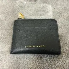 CHARLES & KEITH クラシックジッパーポーチ