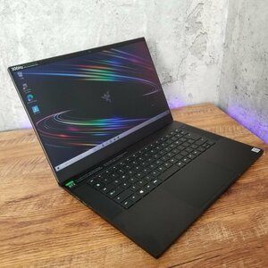 ゲーミングPC ノート RAZER RZ09-0330 RTX2080Super Core i7(10875H)-2.3GHZ メモリ16GB SSD1TB