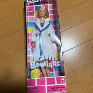 Barbie 人形