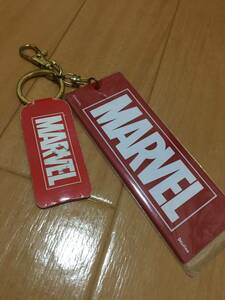 MARVEL ビッグアクリルキーホルダー／レッド 未使用品