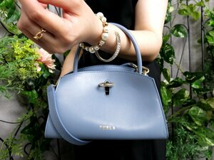 ●超美品●FURLA フルラ●ジェネシ●カーフ レザー 本革●2way ミニ ハンド バッグ●サックスブルー●ゴールド金具●斜め掛け●Js48088