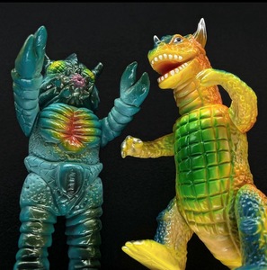 jsm sofubi 地底怪獣ガレラ＆星人バグスター GARERA＆BAGUSUTA RAi SOFUBi Trash Goodz 鶴脛玩具 ベアモデル ピーポー izumonster ソフビ