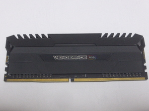 メモリ デスクトップパソコン用 CORSAIR VENGEANCE RGB DDR4-3000 PC4-24000 8GB 1枚のみ 起動確認済みです