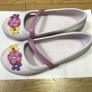 【クロックス crocs キッズ】リナ チャーム フラット 21センチ