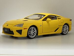 レクサス LFA ミニカー 1/32 LEXUS