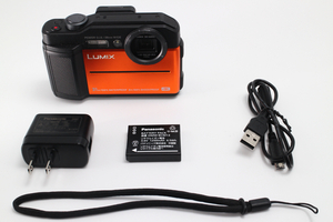 4427- パナソニック Panasonic LUMIX DC-FT7-D オレンジ 防水 4K動画対応 超美品